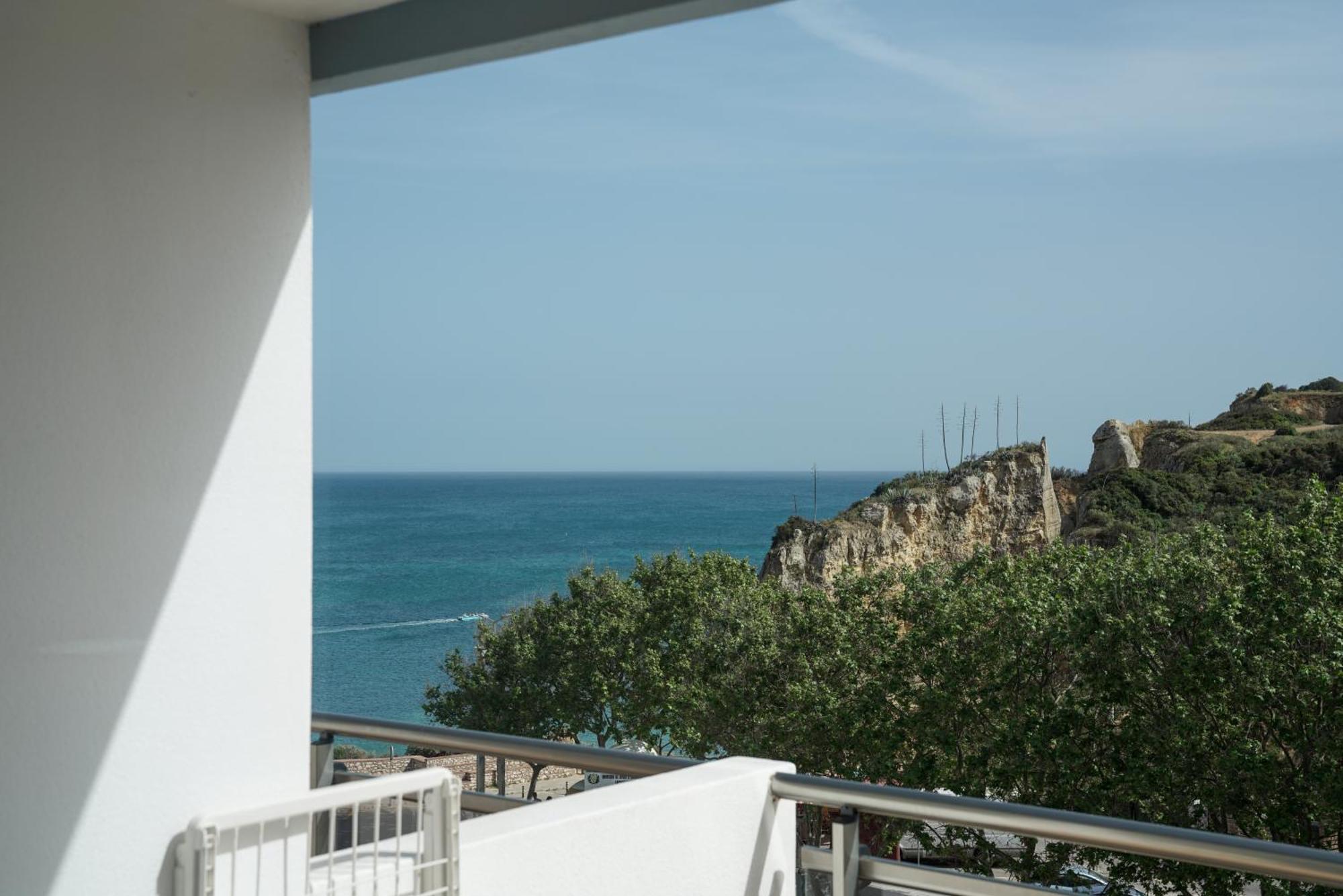 Carvi Beach Hotel Lagos Bagian luar foto