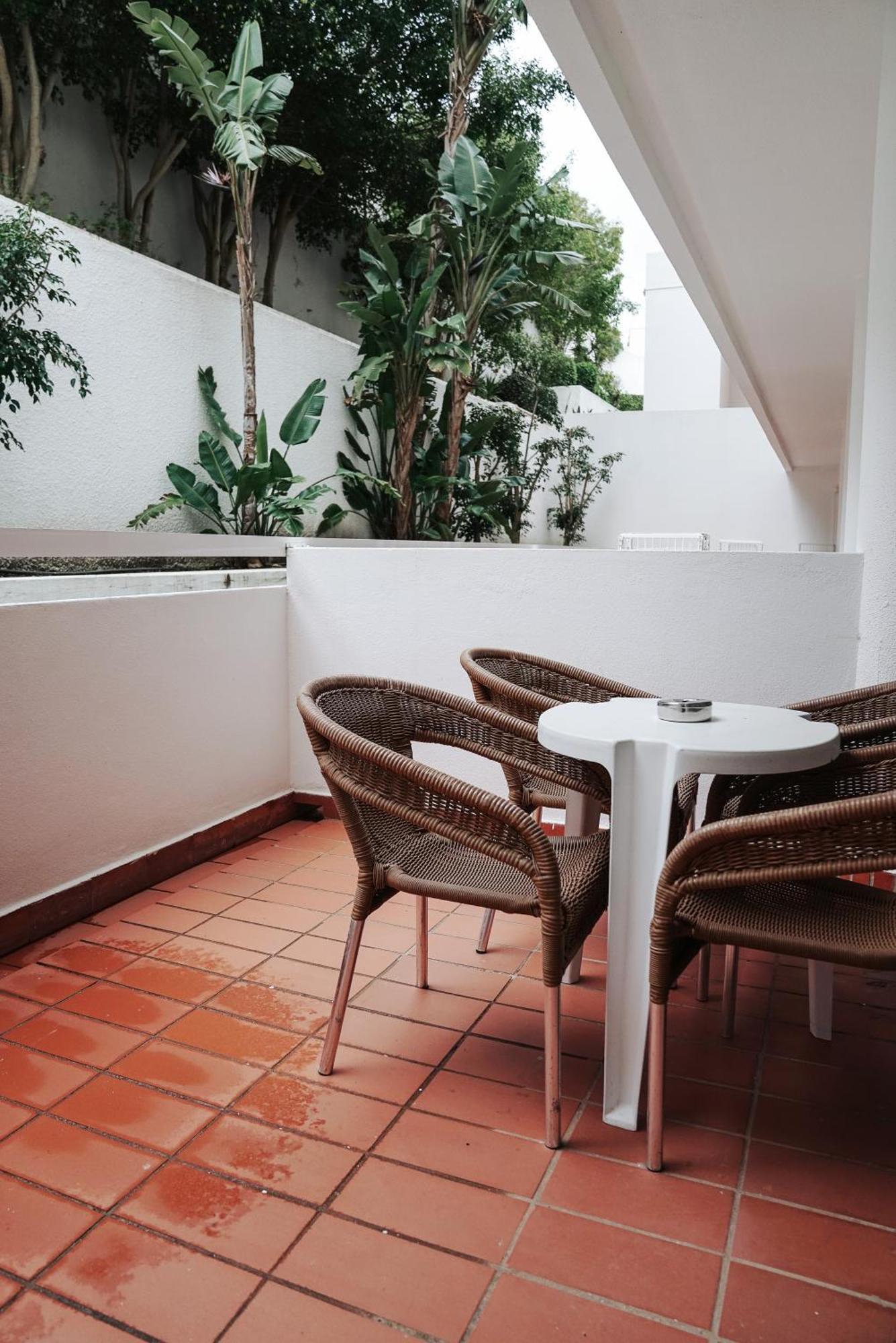 Carvi Beach Hotel Lagos Bagian luar foto