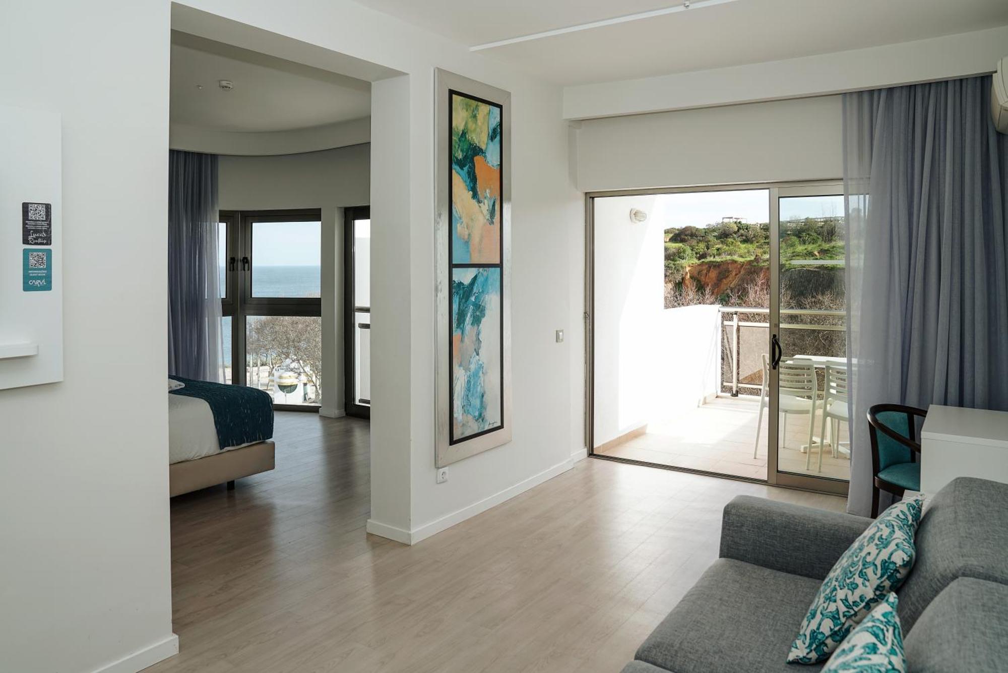 Carvi Beach Hotel Lagos Bagian luar foto