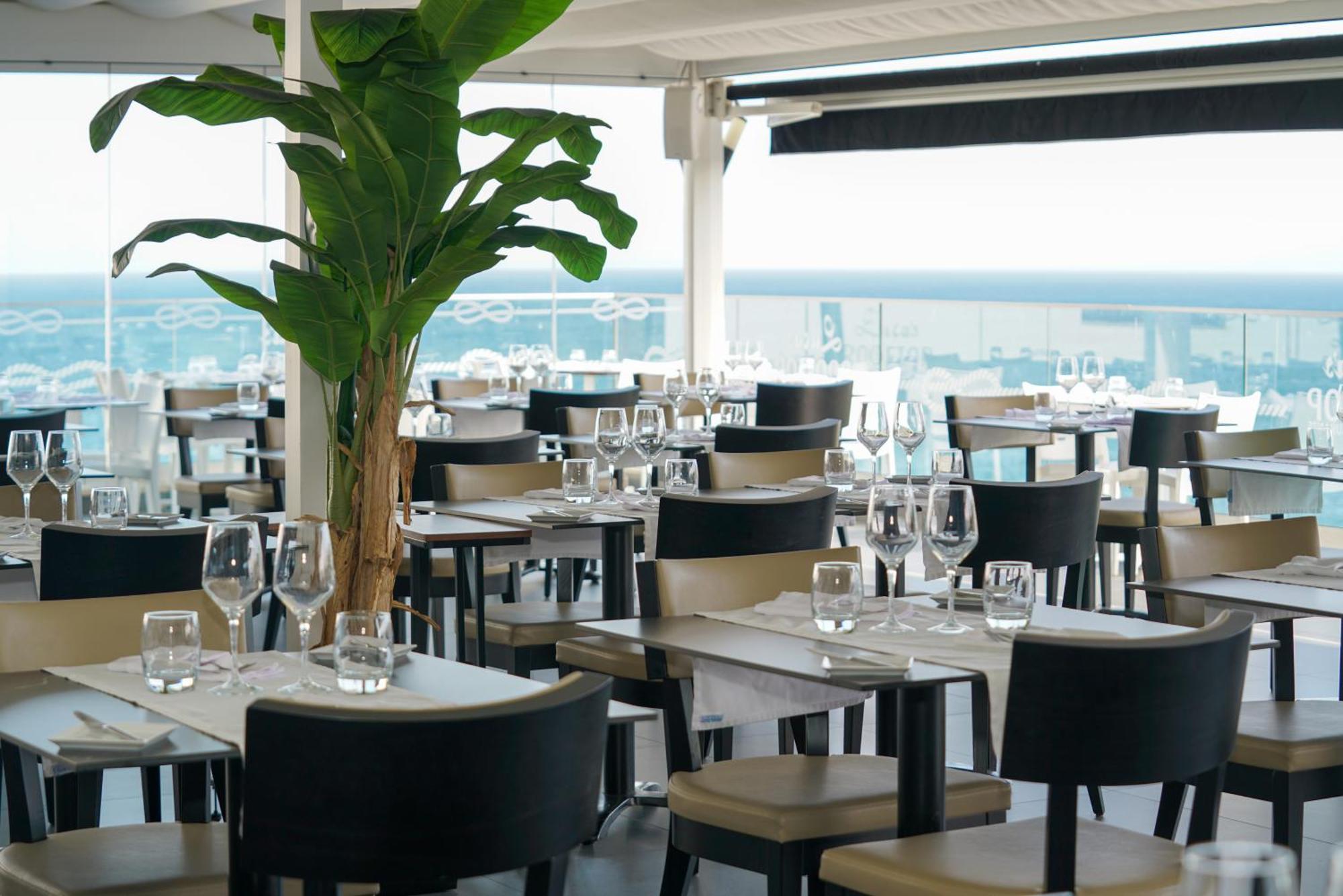 Carvi Beach Hotel Lagos Bagian luar foto